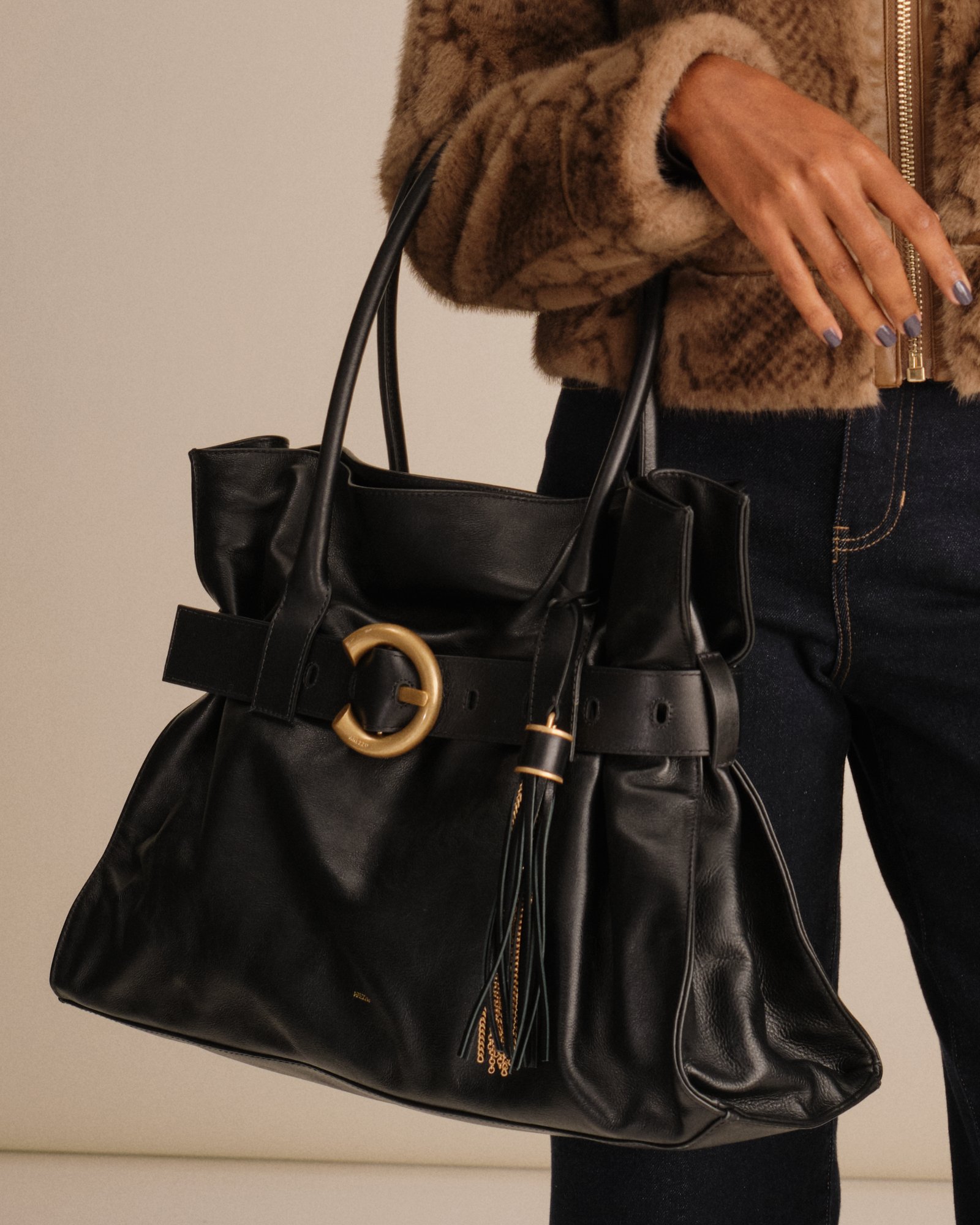 Satchels & Top handle