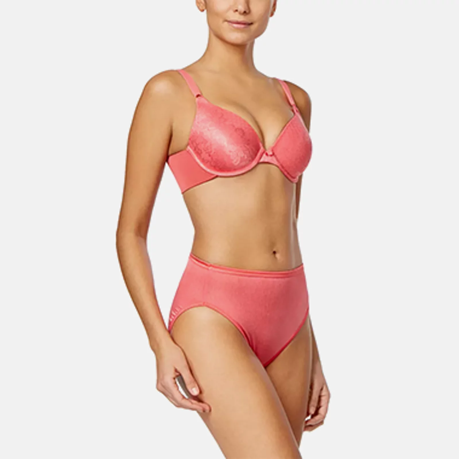 Bras, Underwear and Lingerie 